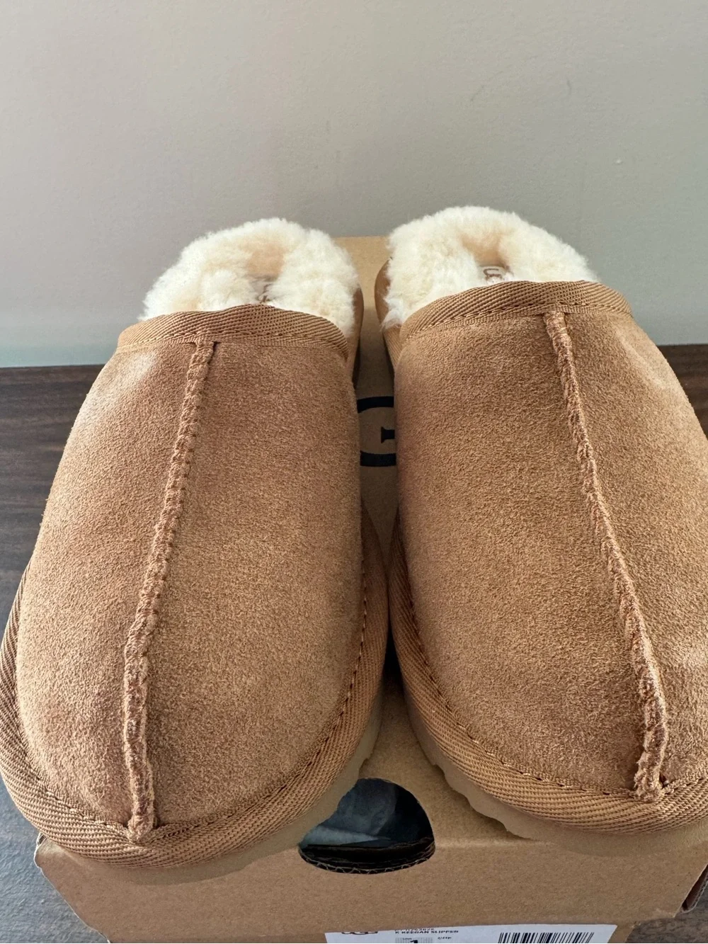 UGG Keegan Chestnut Shearling Slide Slippers Kids 13M Suede Leather NWT Cozy